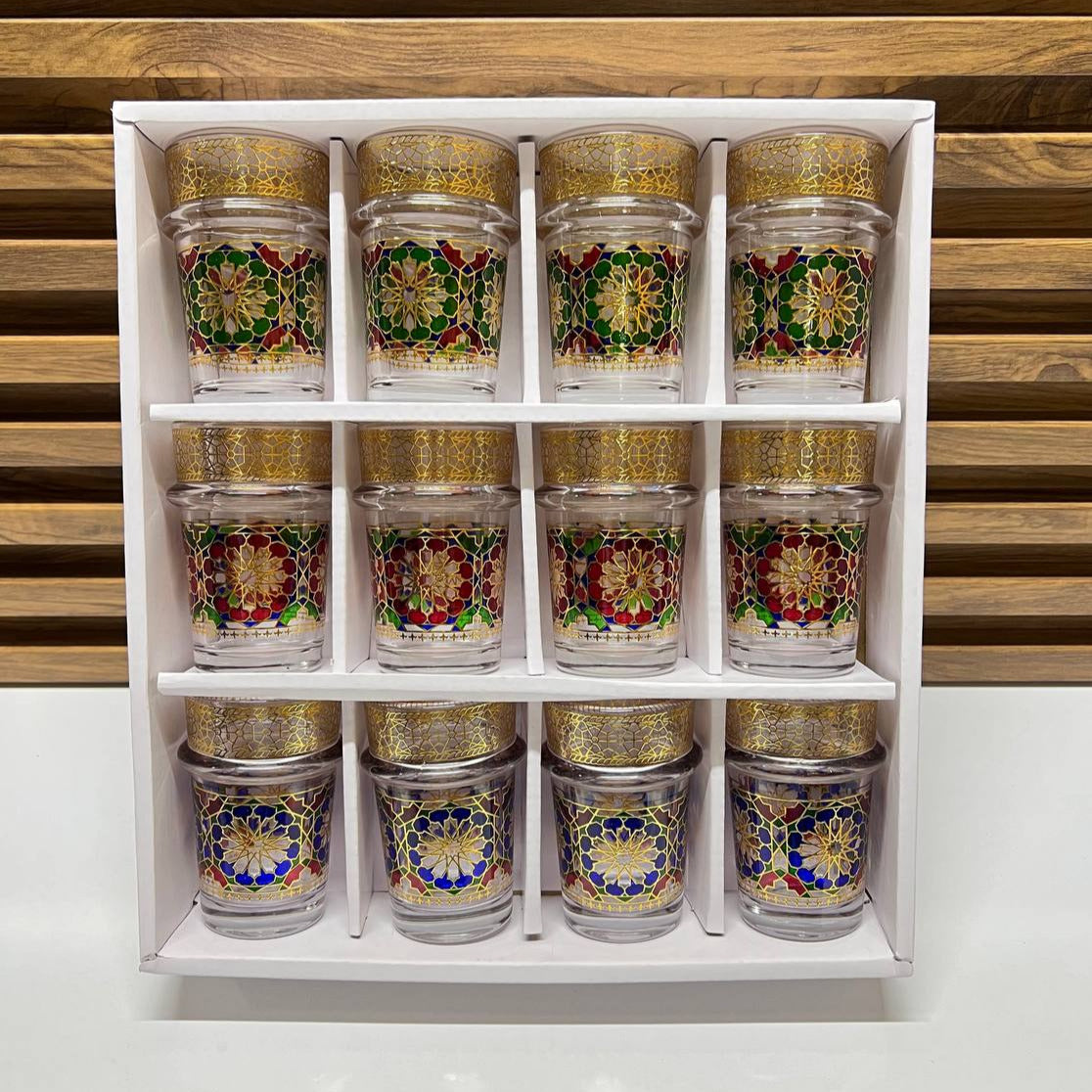 12 Verres à Thé Marocains Décorés à la Main – Élégance et Tradition
