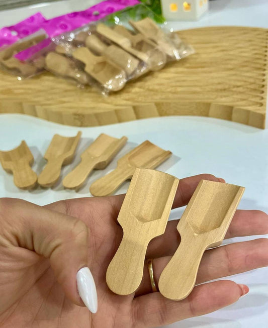 Lot de 30 cuillères en bambou naturel