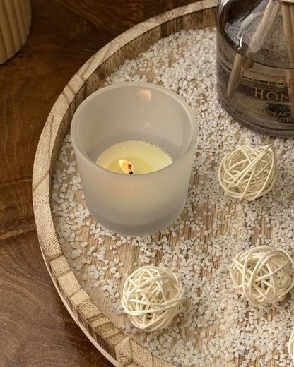 NESTO  Coffret Diffuseur de Parfum d'Ambiance avec Bougeoirs & Plateau en Bois