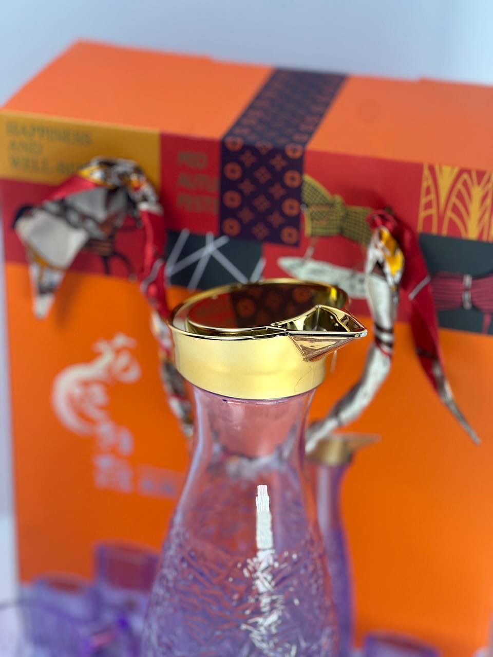 NESTO🥤 Ensemble Carafe en Verre Violet avec 4 Tasses Élégantes