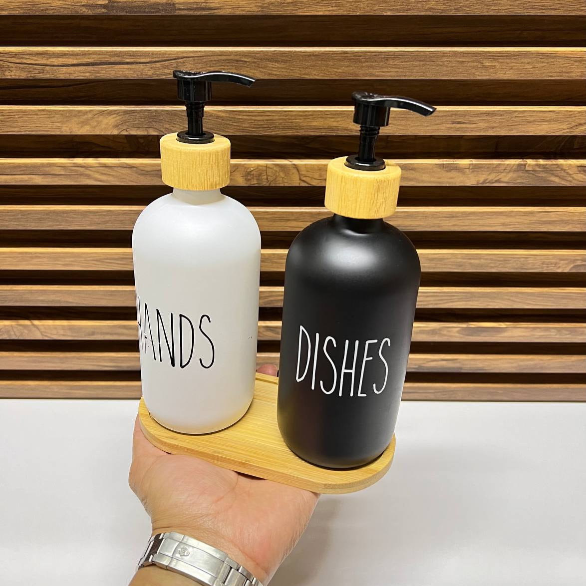 Distributeur de savon 500 ml avec plateau en bambou – Rechargeable