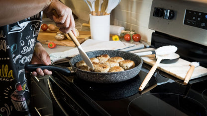 Ustensiles de cuisine – un ensemble de 11 éléments – noir
