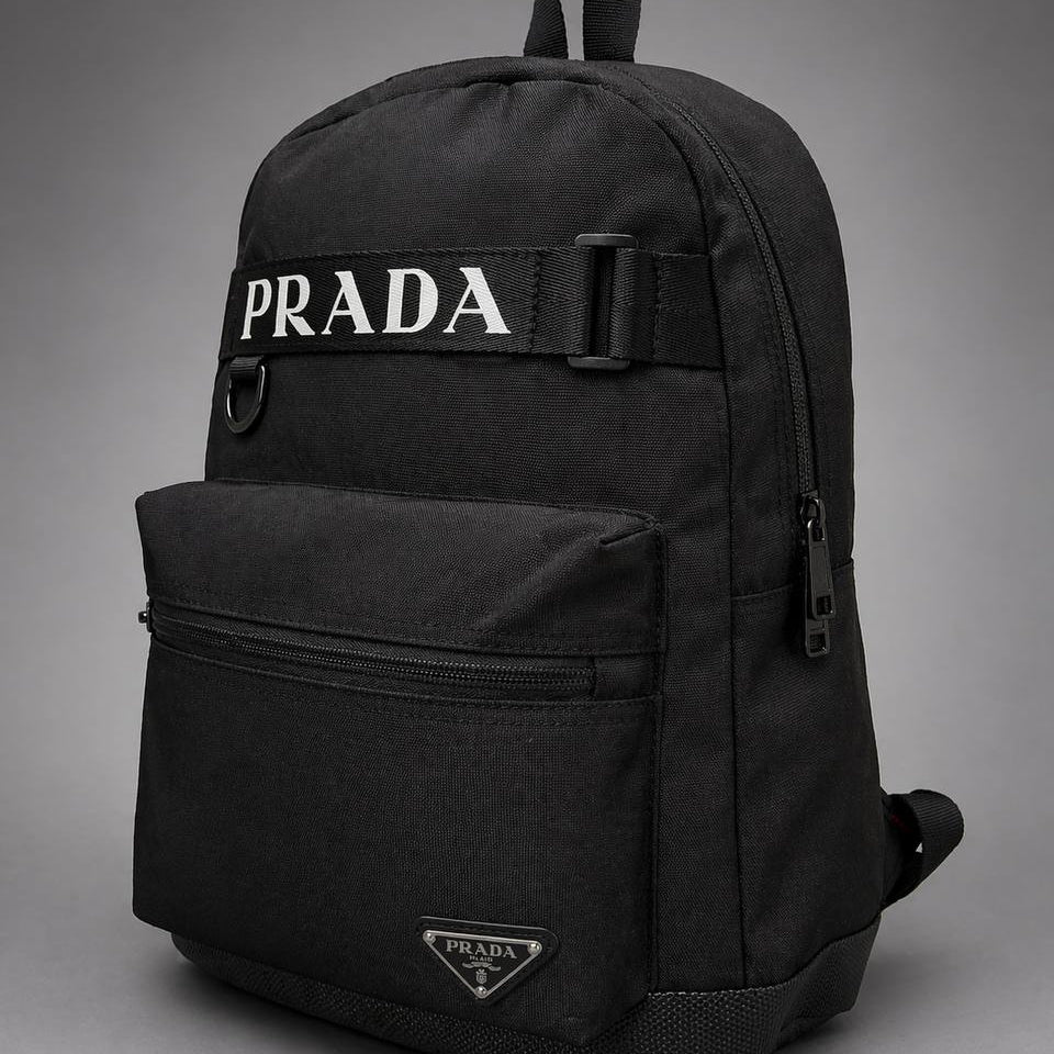 🎒 Sac à Dos Urbain Rouge & Noir – Élégant, Pratique et Moderne
