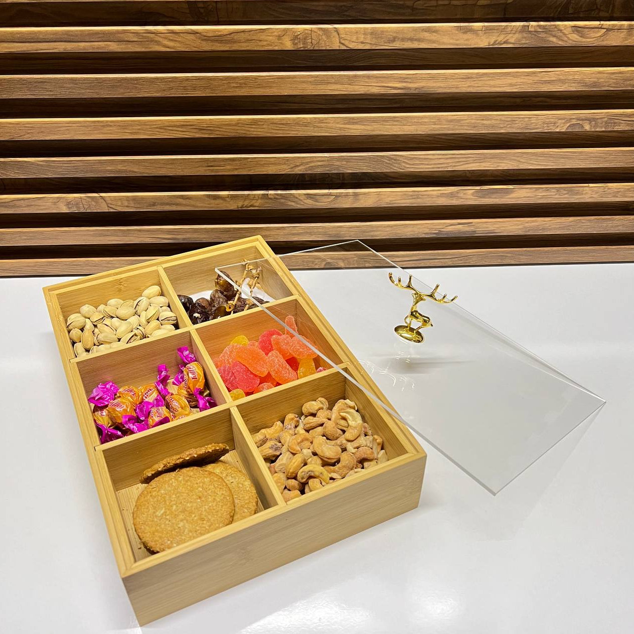 Plateau en Bambou à 6 Compartiments pour Bonbons Fruités et Snacks