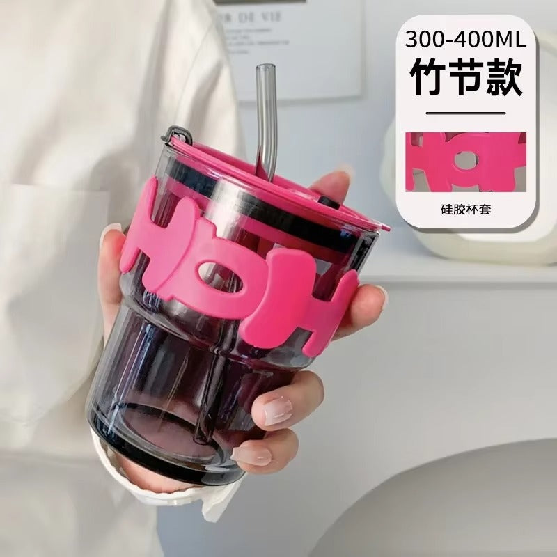 Tasse en verre créative avec couvercle en paille et manchon tendance résistant à la chaleur